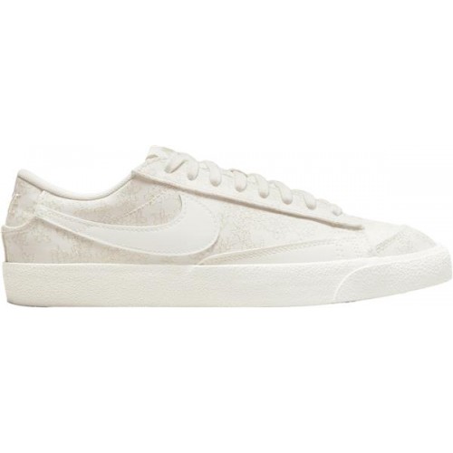 Nike Women's Blazer '77 Low Multi/White Shoes Nike Women's Blazer '77 Low Multi/White Shoes