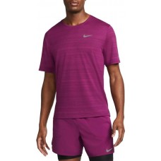 Nike Men's Dri-FIT Miler Sangria T-Shirt Nike Men's Dri-FIT Miler Sangria T-Shirt