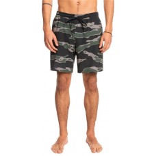 Quiksilver Men's Omni Training Thyme Shorts Quiksilver Men's Omni Training Thyme Shorts