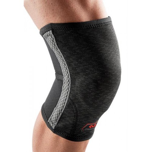 McDavid HyerBlend Knee Sleeve w/ Black Stays McDavid HyerBlend Knee Sleeve w/ Black Stays